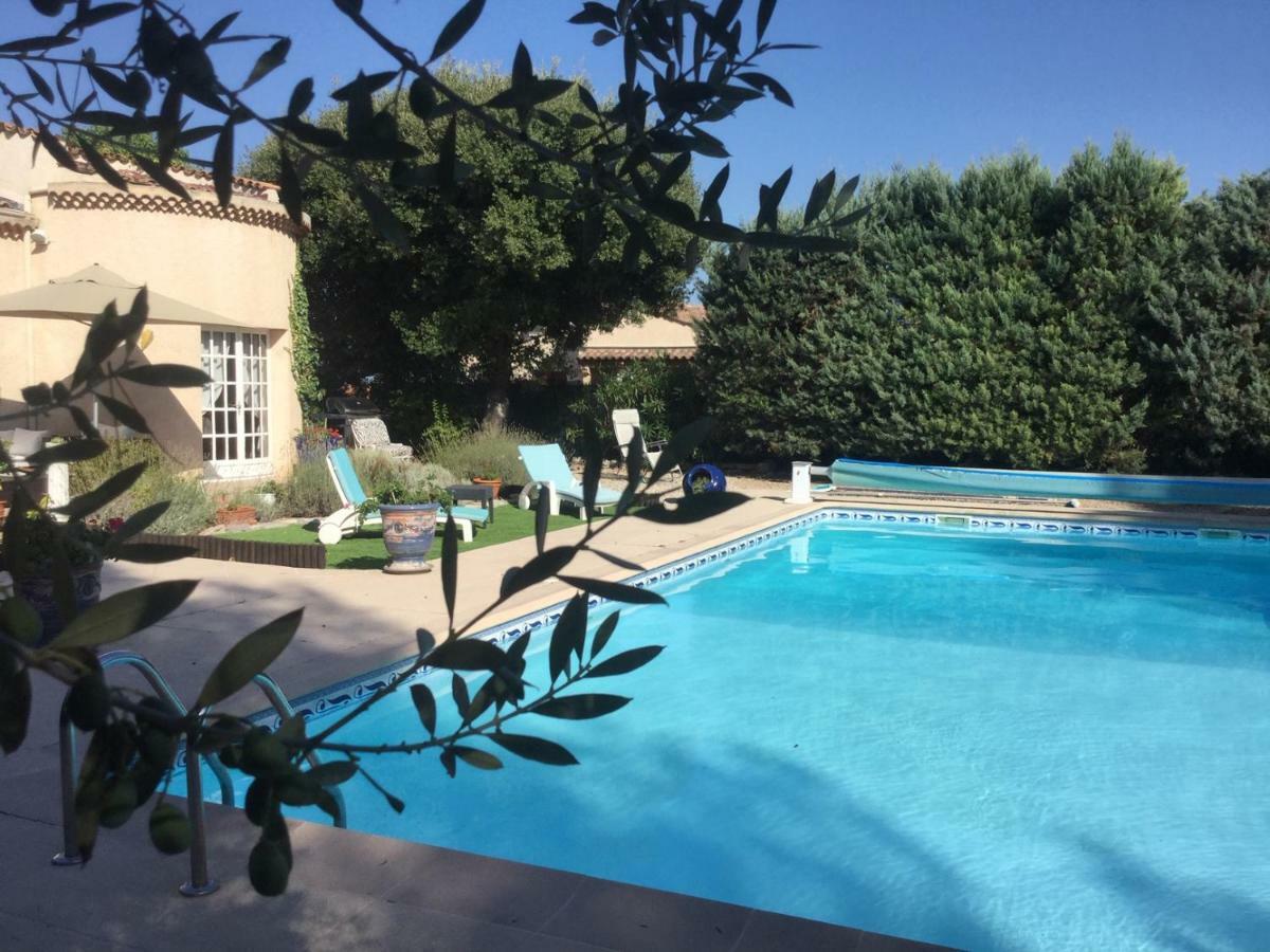 Отель Le Patio Fleuri Лорг Экстерьер фото