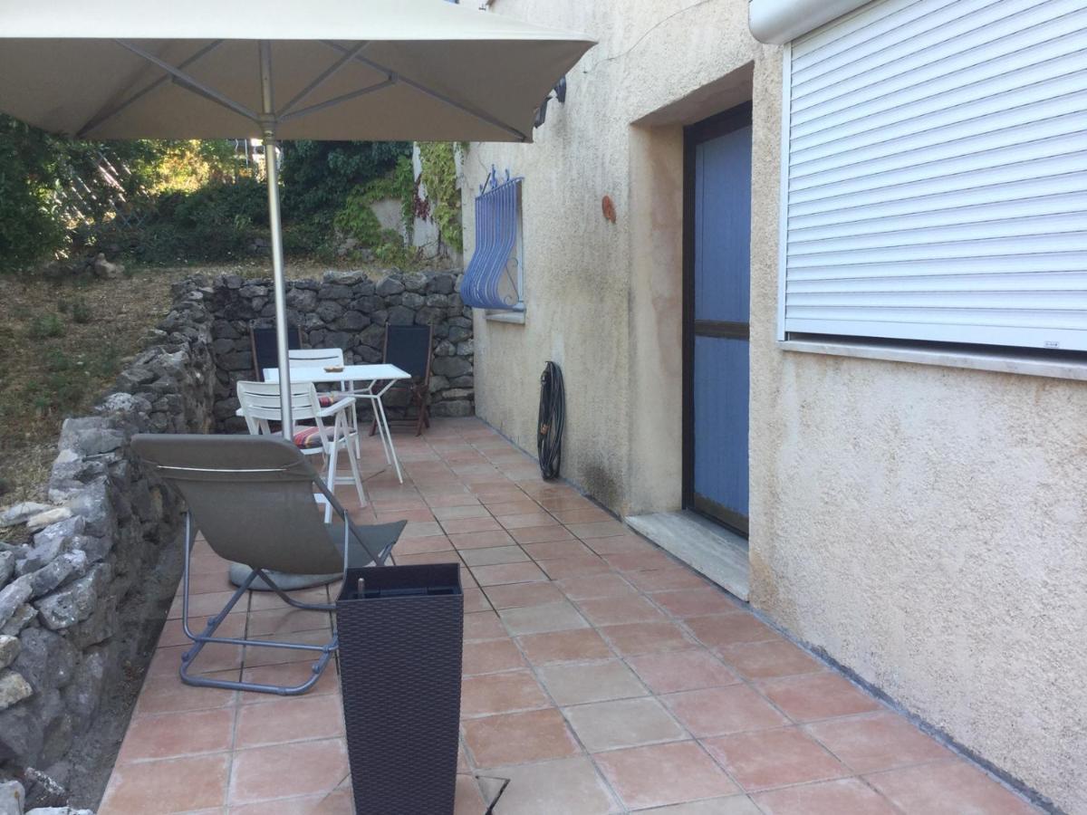 Отель Le Patio Fleuri Лорг Экстерьер фото